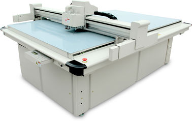 Maszyna do cięcia papieru wysokiej prędkości / Maszyna do produkcji pudełek z tektury falistej