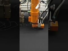 Automat do wydawania biżuterii do odzieży, skóry, obuwia, czapek, szalików i innych wyrobów włókienniczych